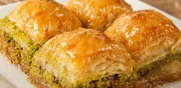 عکس شیرینی باقلوایی