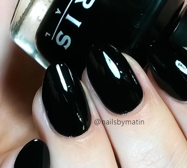 عکس لاک سیاه ساده