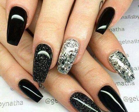 عکس لاک سیاه ساده