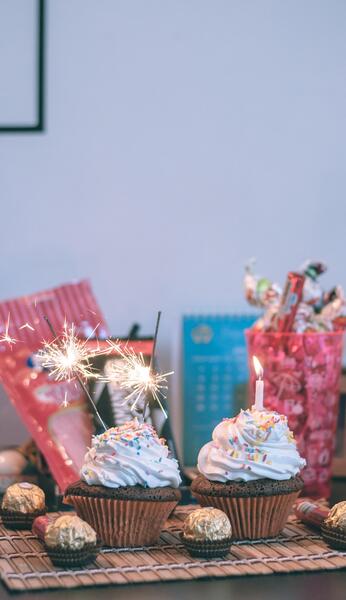 عکس شیرینی آبی