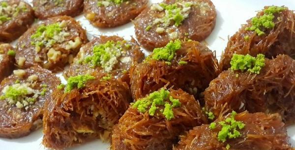 عکس شیرینی رشته ای