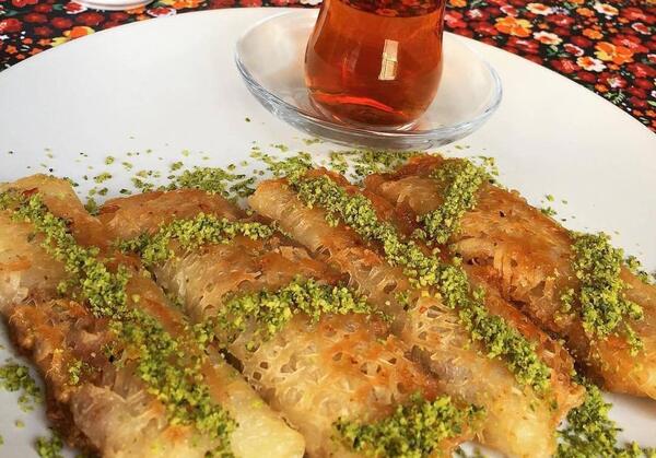 عکس شیرینی رشته ای