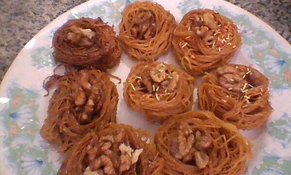 عکس شیرینی رشته ای