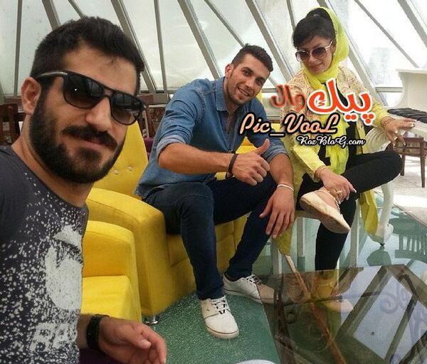 عکس آرمین تشکری و همسر و فرزندش