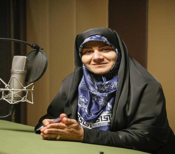 عکس خانم ارمی گوینده خبر