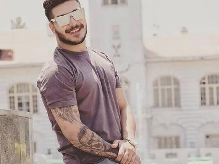 عکس آرمین برمایه