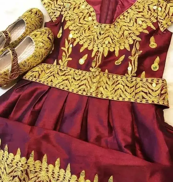 عکس لباس گلابتونی