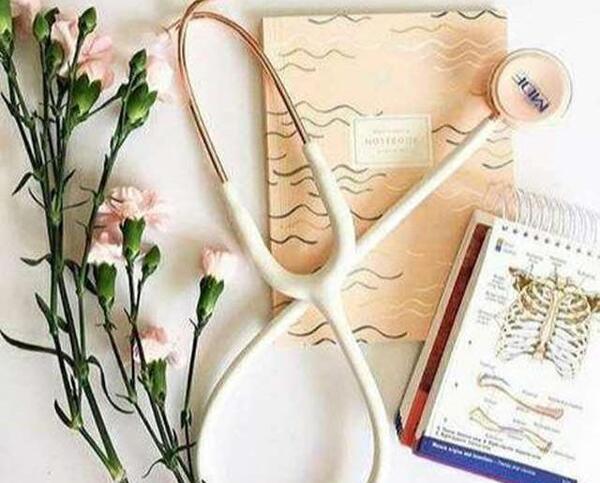 عکس کتاب های پزشکی برای پروفایل