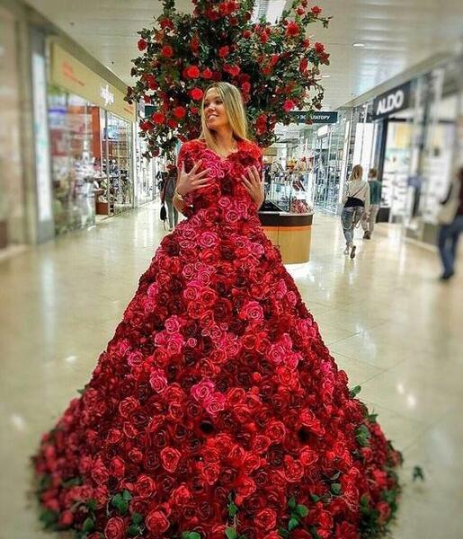 عکس لباس عروس گل دار