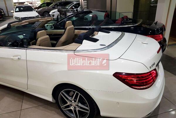 عکس نمایشگاه ماشین بنز