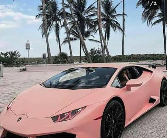 عکس ماشین لامبورگینی آلبالویی