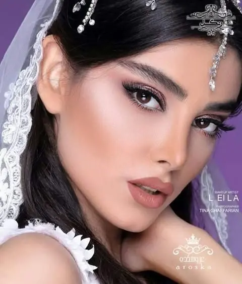 عکس دختر چشم ابرو مشکی با حجاب