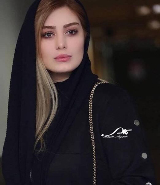 عکس سحر قریشی رنگ مو