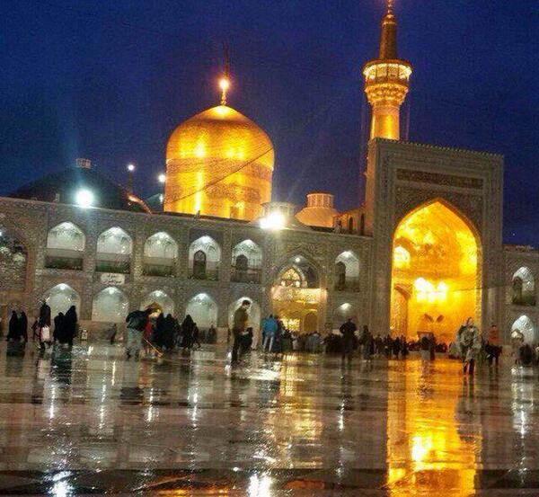 عکس امیر مقاره در حرم امام رضا