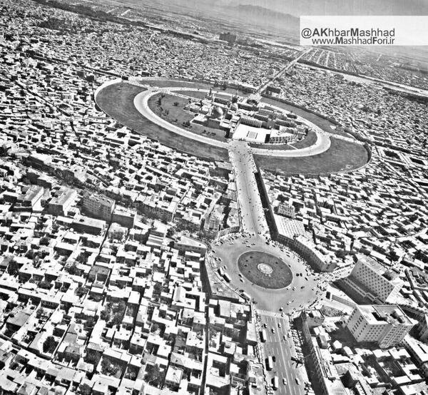 عکس امیر مقاره در حرم امام رضا