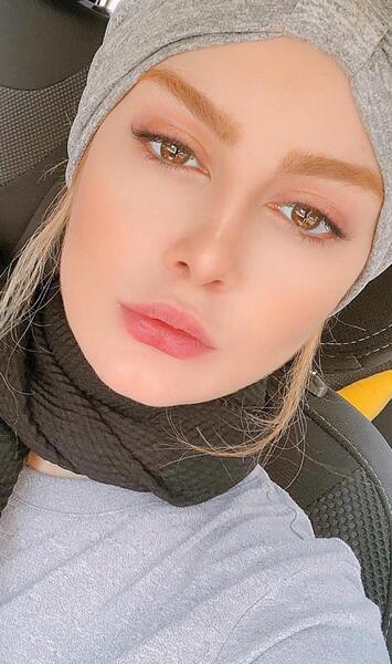 عکس سحر قریشی تصویر زمینه