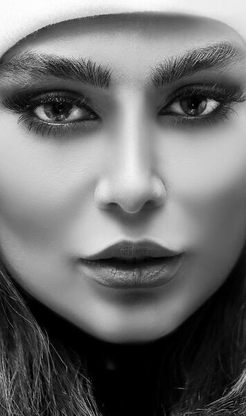 عکس سحر قریشی تصویر زمینه