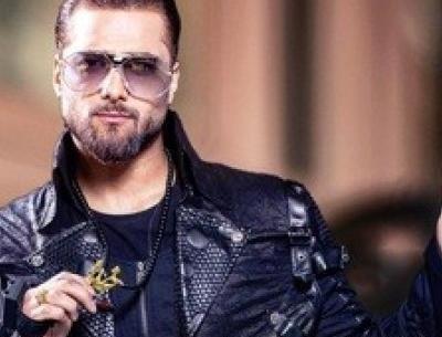 عکس امیر مقاره با لباس سربازی