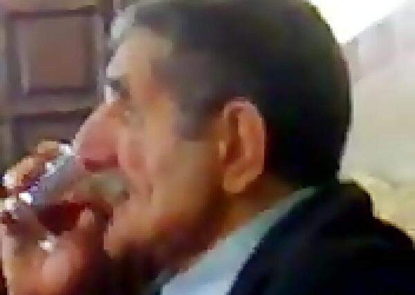 عکس طنز چایی خوردن