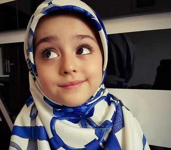 عکس دختر بچه با حجاب برای پروفایل