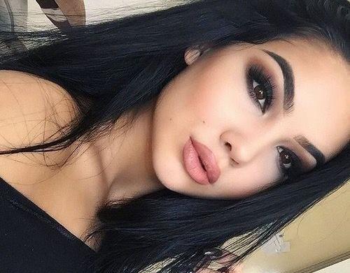 عکس دختر چشم ابرو مو مشکی