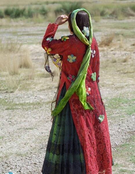 عکس از دختر قشقایی