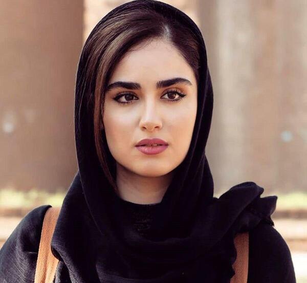 عکسهای دختر چشم و ابرو مشکی