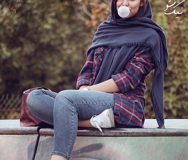 عکس دختر خوش تیپ با مانتو
