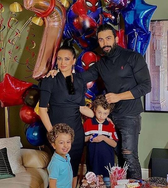 عکسهای جشن تولد همسر روناک یونسی