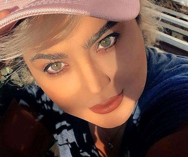 عکس دختر چشم سبز لاکچری