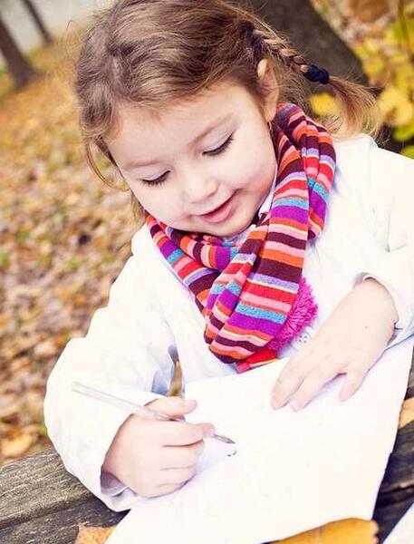عکس دختر بچه های بامزه