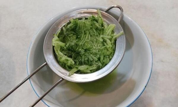 عکس کرم مرطوب کننده آلوئه ورا