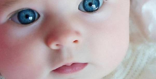 عکس پسر بچه ی چشم سبز