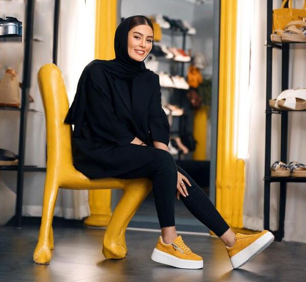 عکس سحر قریشی با شلوار کوتاه