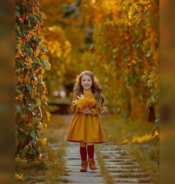 عکس دختر بچه پاییزی