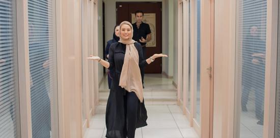 عکس سحر قریشی در ابنبات چوبی