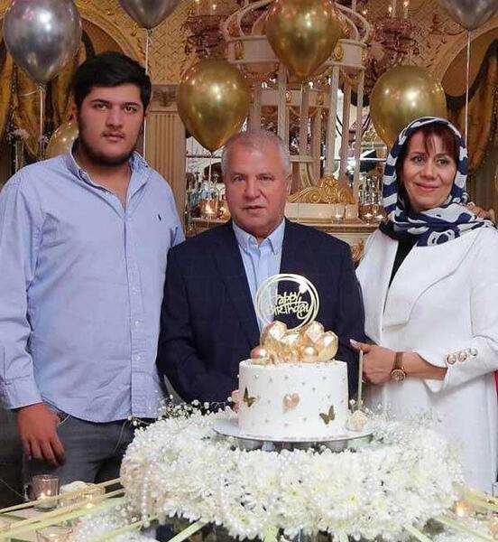عکس تولد همسر علی پروین