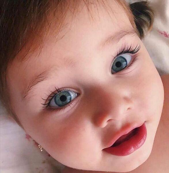 عکس پسر چشم سبز برای پروفایل
