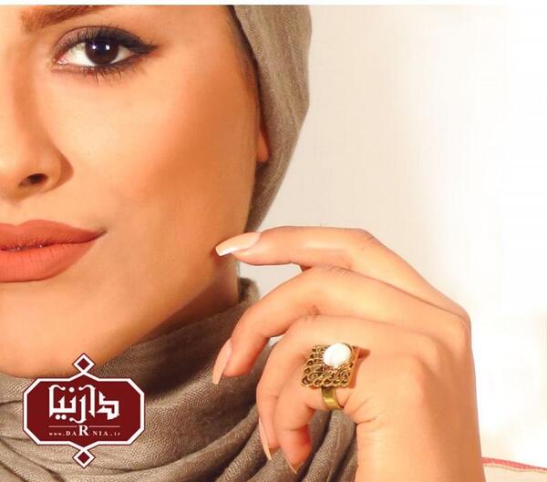 عکس نقاشی صدف سیاه قلم