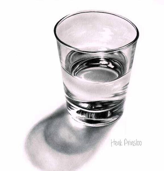 عکس نقاشی سیاه قلم ظروف شیشه ای