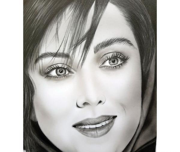 عکس نقاشی سیاه قلم لب