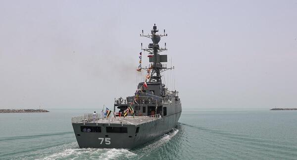 عکس ناوشکن دنا