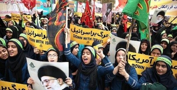 عکس به مناسبت ۱۳ آبان