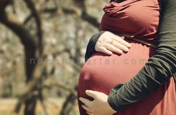 عکس آتلیه زن باردار