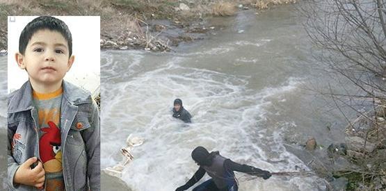 عکس کودک چهار ساله