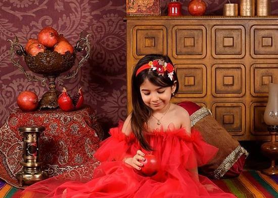 عکس آتلیه شب یلدا دخترانه