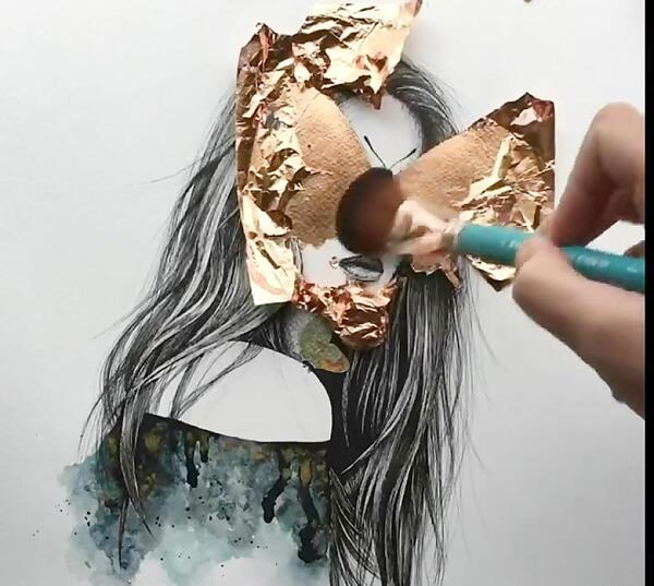 عکس آموزش نقاشی مدرن با ورق طلا