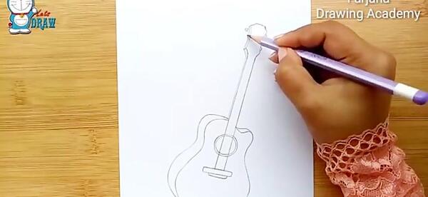 عکس نقاشی سیاه قلم گیتار