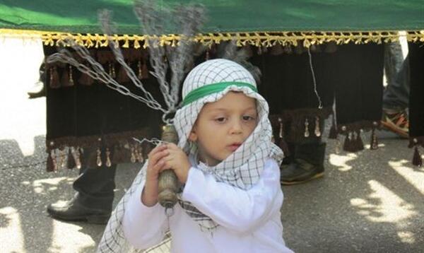 عکس کودک عزادار
