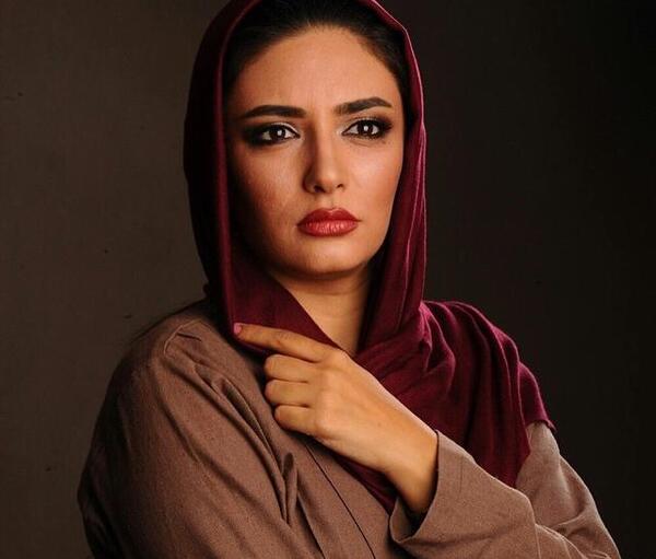 عکس اتلیه لیندا کیانی